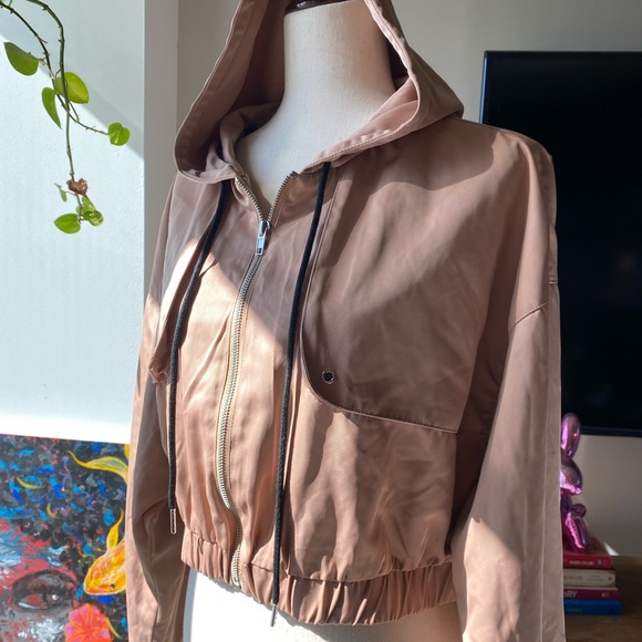 Chic and Stylish Crop Bomber Hoodie Jacket by Forever 21 - Small - Picture 4 of 15